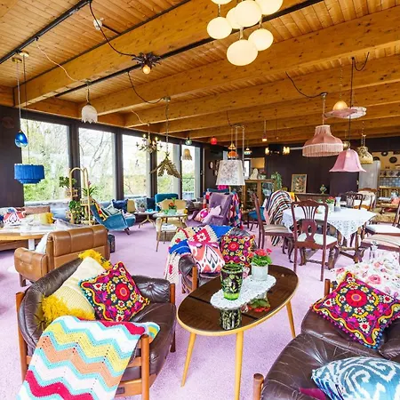 Tante Alma's Bonner Hotel Bonn