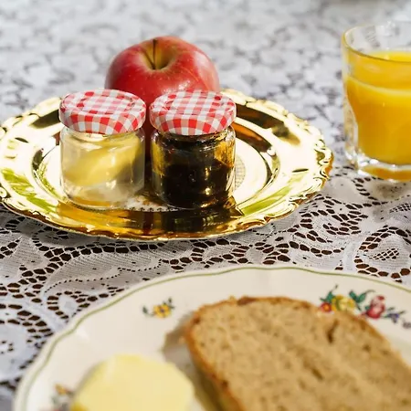 Tante Alma's Bonner ボン