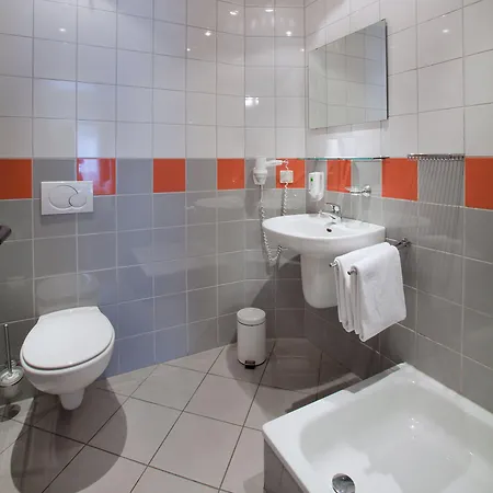 ホテル Tante Alma's Bonner ボン